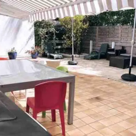 5mn Mer, 8pers, 100m2, Grande Terrasse, Clim Ла-Гранд-Мот