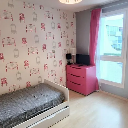 Вилла 5mn Mer, 8pers, 100m2, Grande Terrasse, Clim Ла-Гранд-Мот