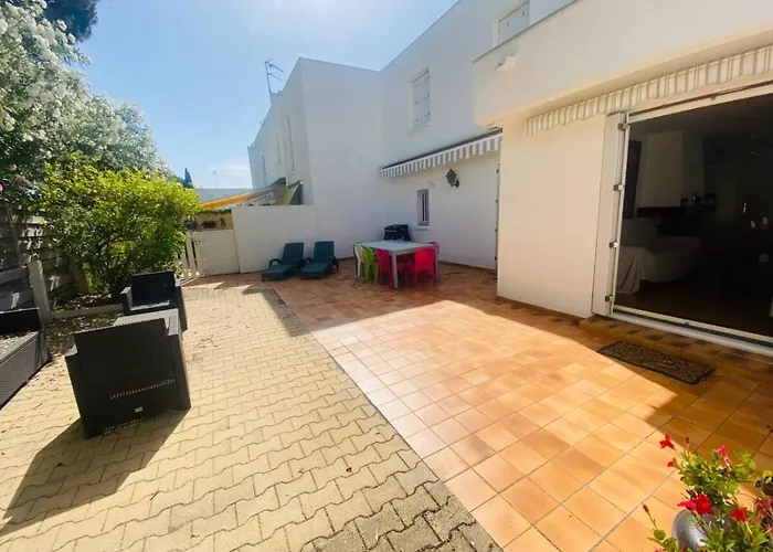 5mn Mer, 8pers, 100m2, Grande Terrasse, Clim