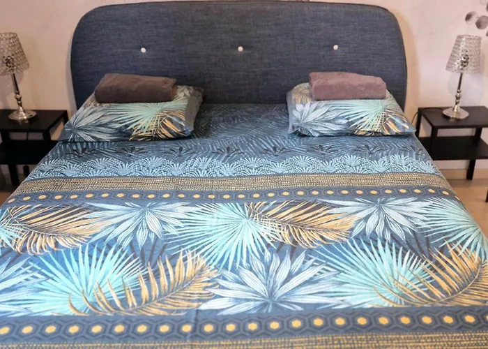 5mn Mer, 8pers, 100m2, Grande Terrasse, Clim *